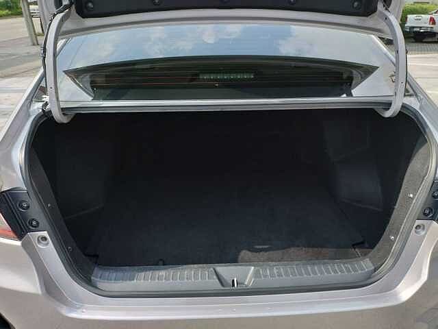 Toyota Yaris 1.2 Sport