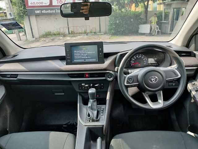 Toyota Yaris 1.2 Sport