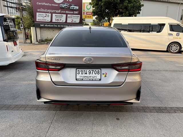 Toyota Yaris 1.2 Sport