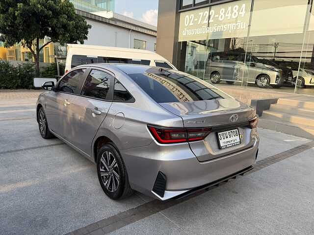 Toyota Yaris 1.2 Sport