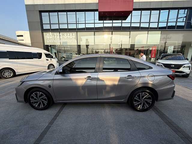 Toyota Yaris 1.2 Sport